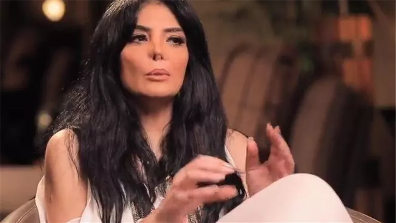 قالي مفيش عمليات تاني.. حورية فرغلي تكشف تفاصيل حالتها الصحية بعد عملية استئصال الرحم