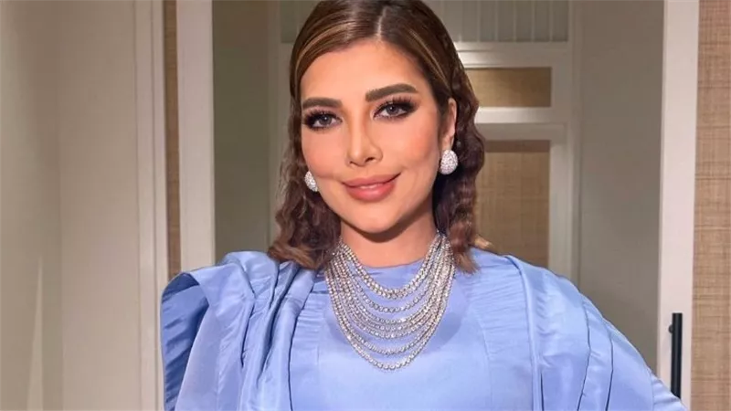 فستان غريب.. إطلالة أصالة في المغرب تثير الجدل | شاهد