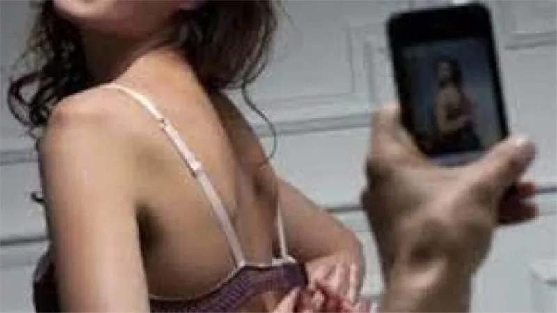 هدّد ثرية عربية بصور وفيديوهات عارية.. تفاصيل مثيرة في إحالة شاب مصري للجنايات