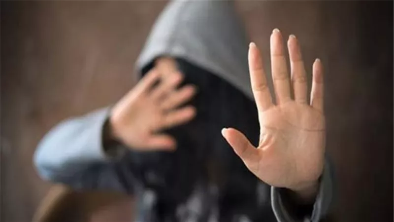 تفاصيل صادمة.. خمسيني يتعدى جنسيًا على معاق ذهنيًا في كفر الشيخ