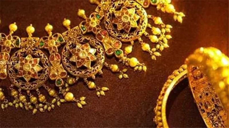 تحرك غير متوقع..سعر الذهب اليوم الأحد 23 يوليو 2023