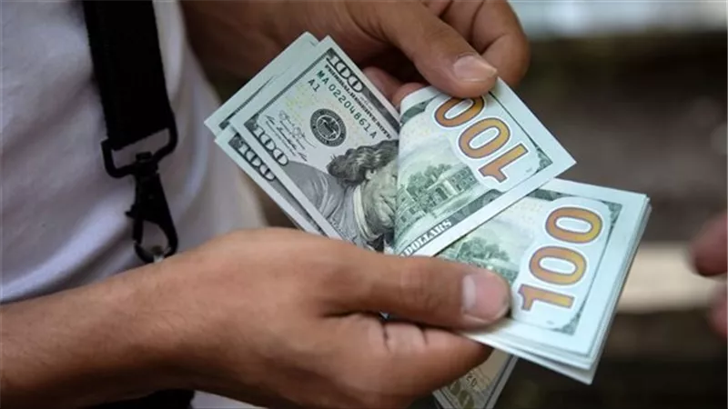 بيع وشراء.. سعر الدولار اليوم الجمعة 28-7-2023