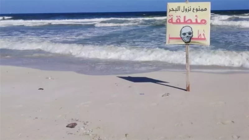 خطر الموت على شواطئ الإسكندرية.. تحرك رسمي عاجل لـ السياحة والمصايف | شاهد