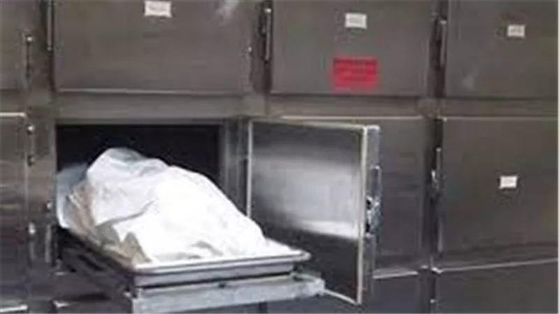 طعنات وجثة وسط بركة دماء..تفاصيل صادمة في مقتل شاب على يد شقيقته بالفيوم