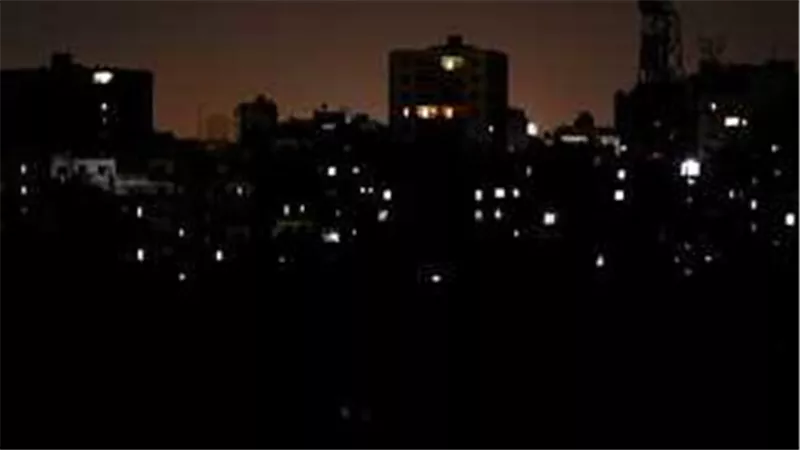 مجلس الوزراء يحدد موعد انتهاء انقطاع الكهرباء في مصر 2023