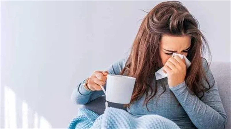 يجب توخي الحذر.. أول تعليق من الصحة علي دور البرد المنتشر | فيديو