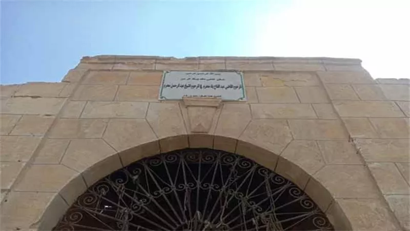 أول تعليق رسمي على أنباء هدم مقبرتي الإمام ورش وأمير الشعراء