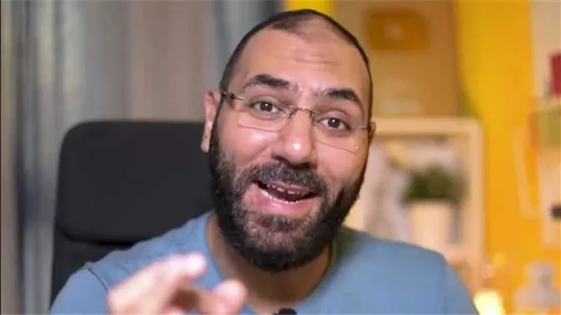 لديه 5 مليون متابع والأوقاف نفت صلتها به.. من هو أمير منير صاحب دعوة «عمرة البدل»؟