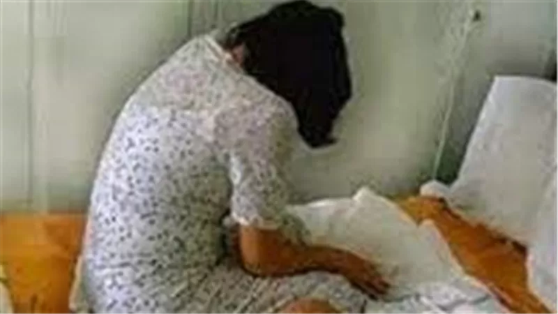 قتل جده عشان ينفرد بمراته.. خيانة زوجية تنتهي بجثة مُسن والإعدام يلاحق العشيقان