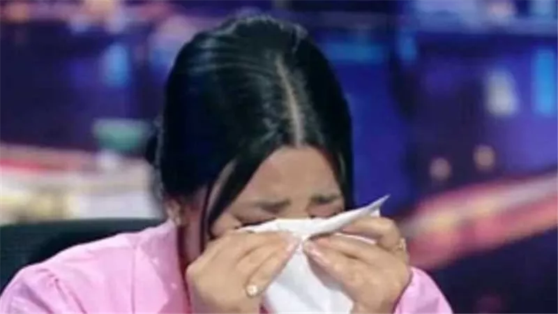 أنا مش واحدة من الشارع.. ريم طارق تنهار بالبكاء على الهواء بسبب حسن شاكوش | فيديو