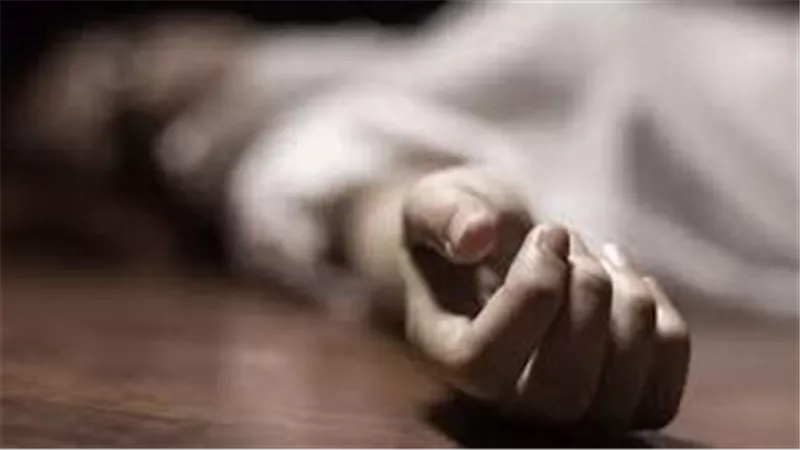 أهلها جِريوا على القسم يبلّغوا.. بنتنا لسة عروسة ولاقيناها ميتة في بيتها
