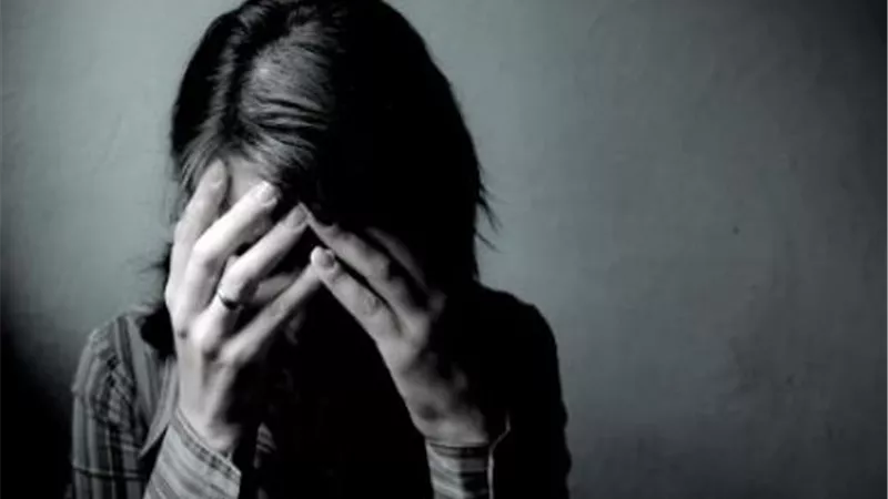 عياله الأربعة مش من صلبه كل واحد من راجل.. سيدة تعترف بخيانة زوجها في الجيزة 