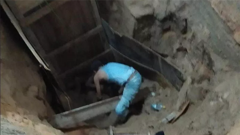 جثتان تحت الرمال.. حلم الثراء السريع يدفن شقيقين في الجبل الأصفر بالقليوبية | شاهد