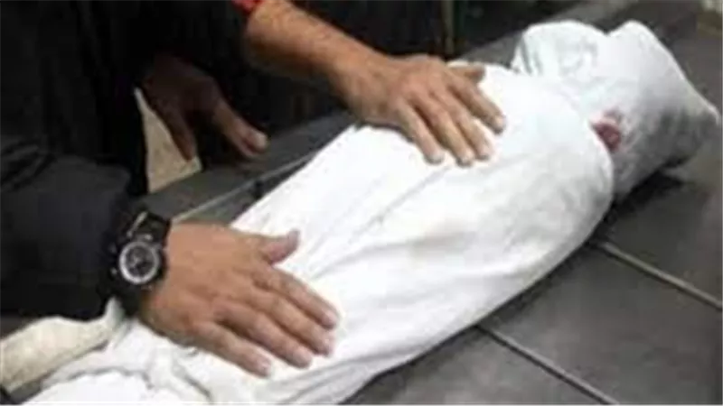 الأم تكشف تفاصيل مأساوية.. أب يقتل ابنته بعد وصلة تعذيب في الدقهلية 