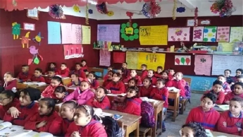 رسميا..التعليم تكشف عن حقيقة تأجيل الدراسة في المدارس
