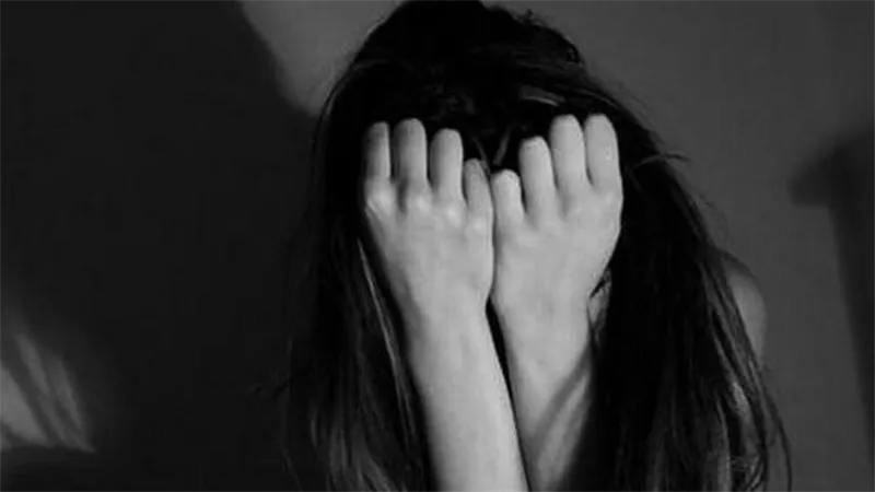 استغلت فتاتين في ممارسة الرذيلة.. تفاصيل مثيرة جديدة عن سقوط هنادي بولاق في بئر الحرام