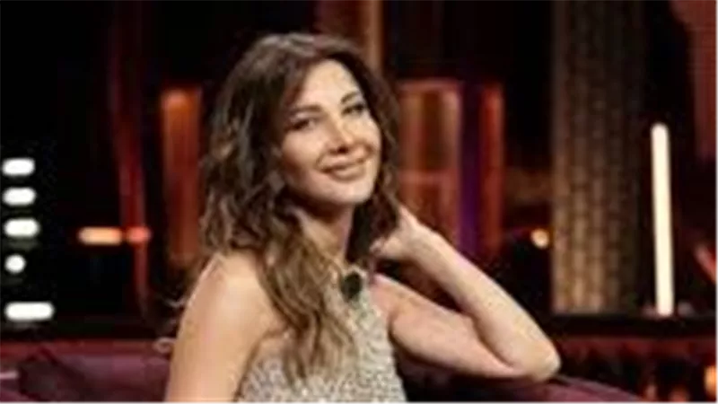 سعر صادم.. تكلفة فستان نانسي عجرم تثير الجدل| شاهد