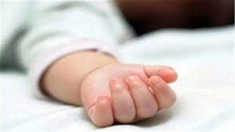 سهرة حمراء انتهت بكارثة.. صغير المنيرة تخلت عنه أمه وأنهت صديقتها حياته