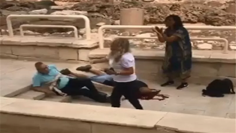 بعد مقتل 3 واصابة اخر.. كواليس ما حدث أمام عمود السواري بالاسكندرية