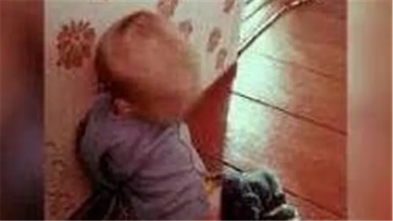 بسلك شاحن..تفاصيل صادمة في تعذيب كوافيرة لابن صديقتها حتى الموت