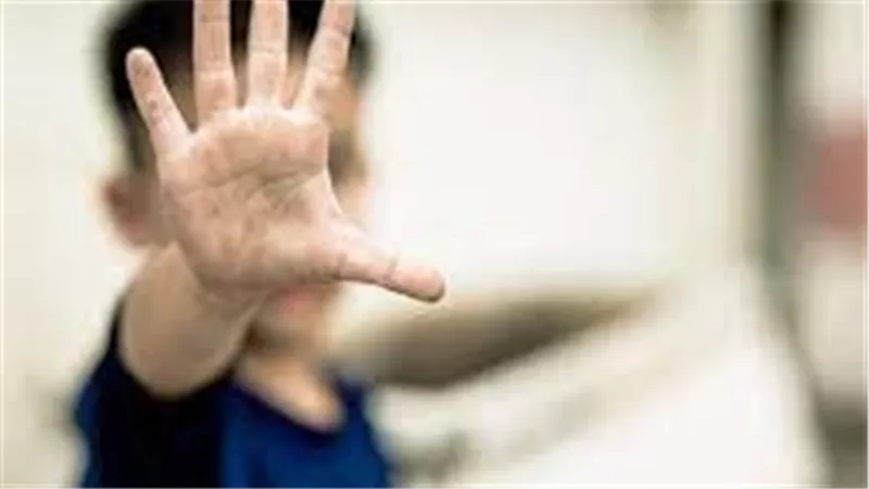 سيطرت عليه نزواته وضاقت عليه الأرض.. حيثيات قضية اعتداء عامل على طالب