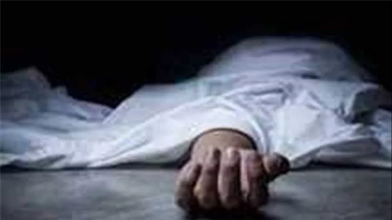 كلم طليقته وطلب 5 آلاف جنيه.. تفاصيل العثور على جثة عامل داخل شقته بالمقطم