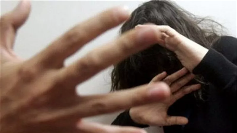 الابن اعترف على أبوه.. عامل يمزق جسد زوجته في سوهاج 
