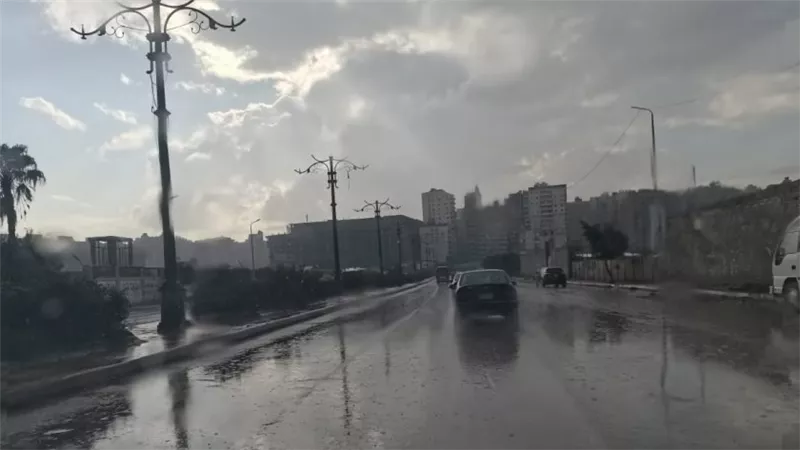 أمطار رعدية وعدم استقرار.. الأرصاد تحذر وتعلن حالة الطقس غدا الخميس 26-10-2023