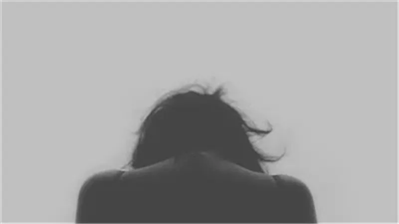 كدمات وسحجات.. ماذا حدث لربة منزل على يد أشقاء طليقها ووالدته بحلوان؟