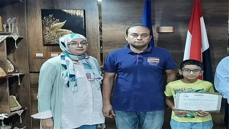  لأول مرة.. طالب ينتقل من المرحلة الابتدائية إلى الجامعة فكيف حدث ذلك؟ | شاهد