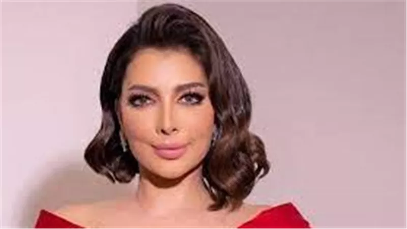 فستان كب.. أصالة تثير الجدل بإطلالتها في حفل روائع بليغ حمدي | شاهد