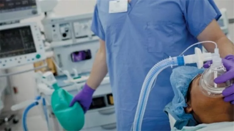 عادت من الموت.. دكتور تخدير يرتكب خطأ طبيا أثناء عملية قيصرية بسوهاج