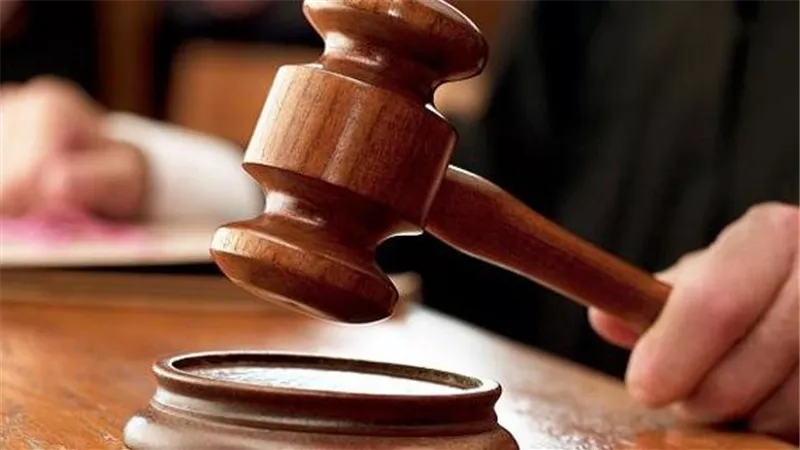 جردوه من ملابسه أمام أطفاله.. كيف عاقبت المحكمة المتهمين بالاعتداء على جارهما في أسيوط؟