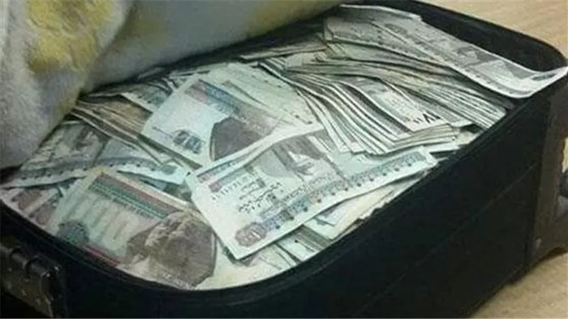 حاميها حراميها.. كشف لغز سرقة أموال من شقتين سكنيتين بالقاهرة