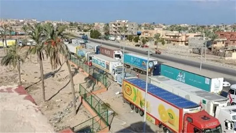 سوابق تاريخية.. مخاوف من استيلاء حماس على مساعدات غزة