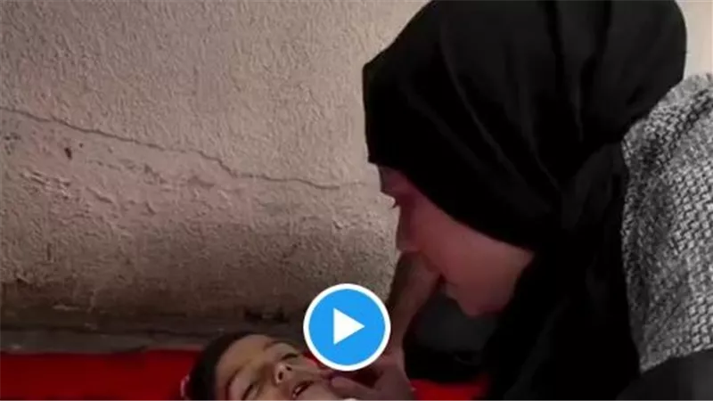  فيديو يدمي القلوب.. مشهد مؤثر لأم فلسطينية تطلب السماح من طفلها الشهيد | شاهد