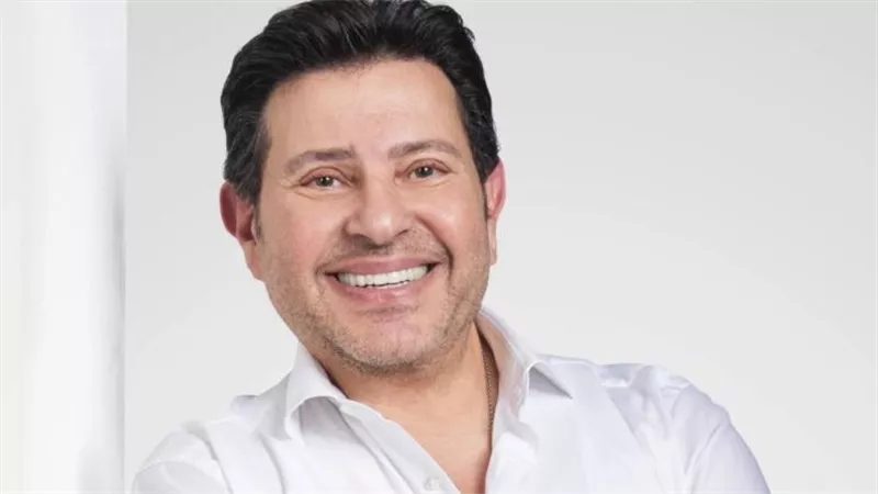 خضع لعملية تجميل وهذا عمره الحقيقي.. هاني شاكر يثير الجدل بأحدث تصريحاته في لبنان