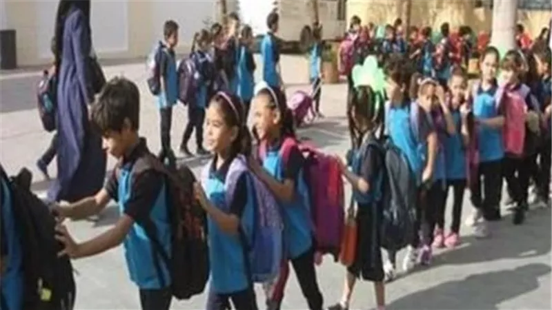 أعراضه خطيرة.. تفاصيل المرض المنتشر بين طلاب المدارس