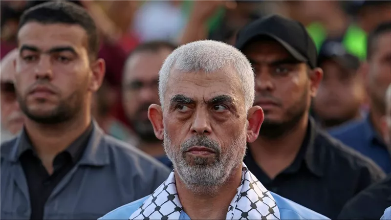مفاوضات ومطالب.. هل يكون الحل في إبعاد يحيى السنوار عن قطاع غزة؟