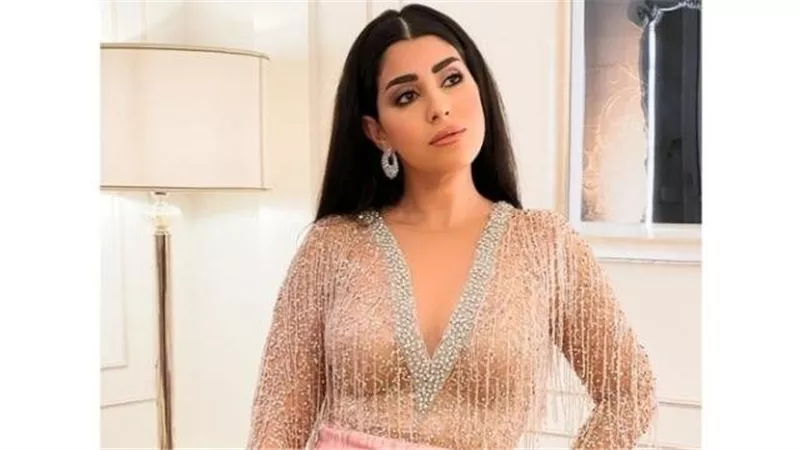 فوتوشوب ولا حقيقة.. آيتن عامر تثير ضجة على السوشيال ميديا بهذه الإطلالة | شاهد