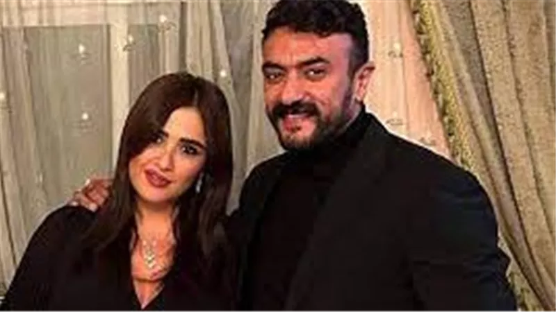 بعد نقل أحمد العوضي للمستشفى.. هل انفصاله عن ياسمين عبد العزيز وراء تدهور صحته؟ 
