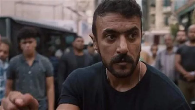 مشهد أكشن أدخله المستشفى.. حقيقة إصابة أحمد العوضي في لوكيشن التصوير