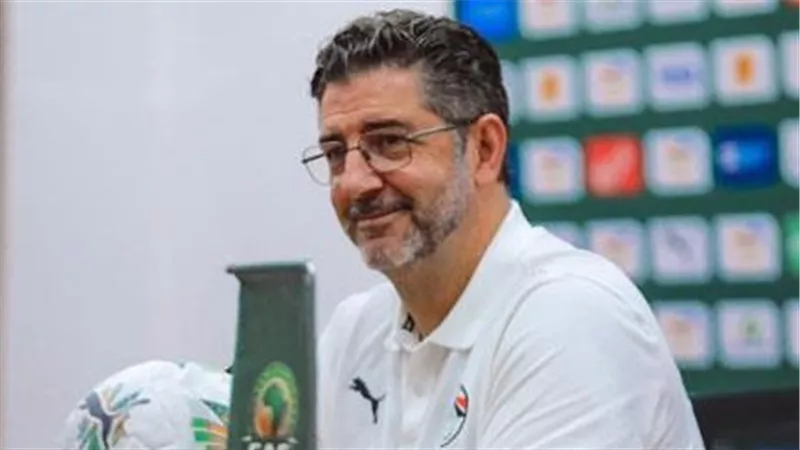 بند مثير للجدل.. مفاجأة في عقد فيتوريا مع منتخب مصر