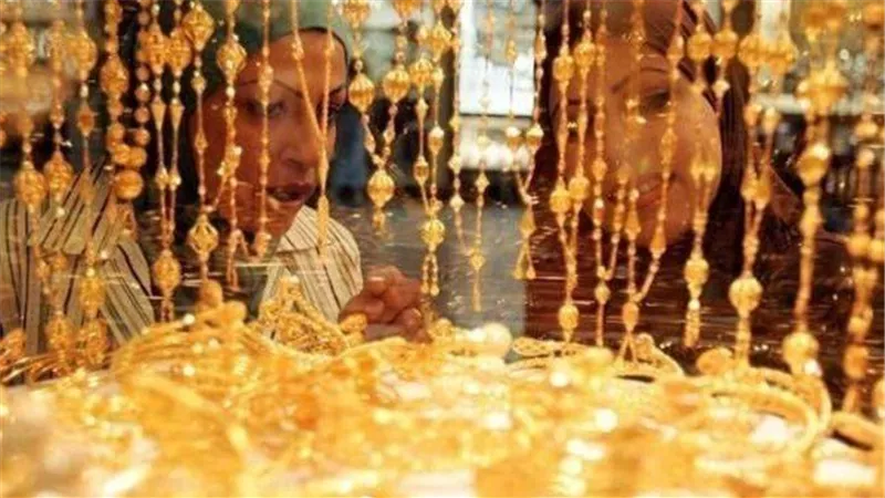  تطور جديد في سعر الذهب اليوم الأربعاء 31-1-2024