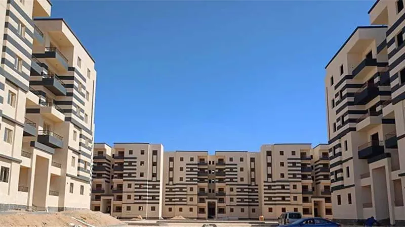 شقق سكن لكل المصريين.. تفاصيل 100 ألف وحدة لمحدودي ومتوسطي الدخل