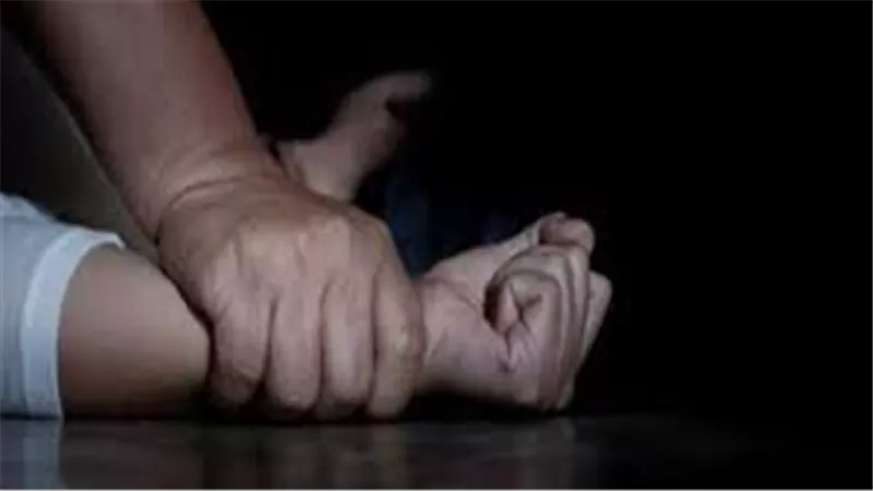 تمزق كامل قديم.. القصة الكاملة لاتهام مراهقة شابا بهتك عرضها داخل جراج