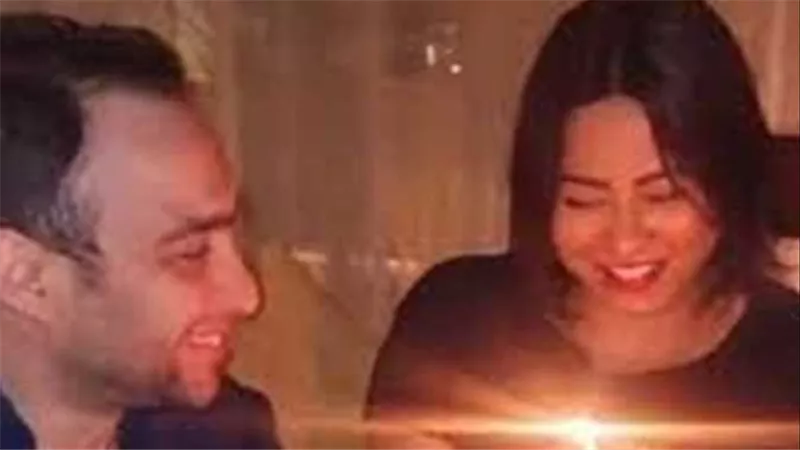 بعد أنباء عودتها لـ حسام حبيب..شيرين عبدالوهاب تُشعل مواقع التواصل الاجتماعي 