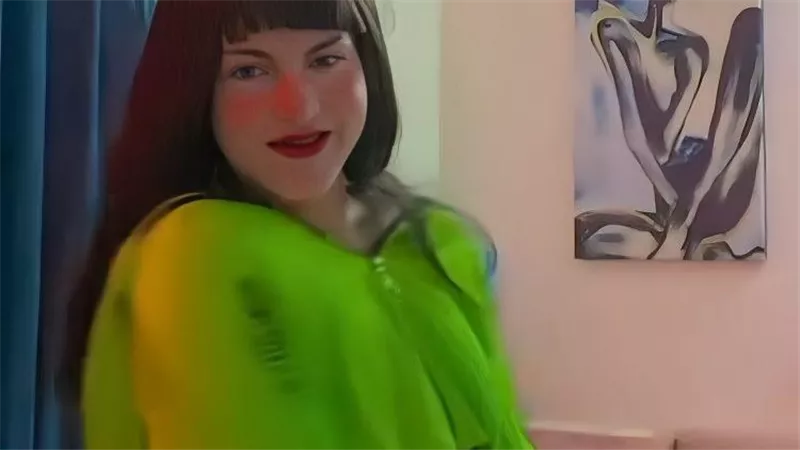  مزقوه بسكين..تفاصيل صادمة في مقتل بلوجر شهير متحول جنسيًا