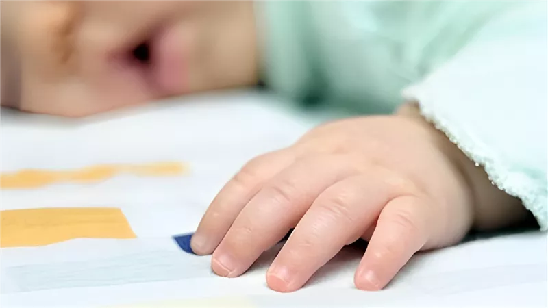 صحيت لقيته مات.. سيدة تنهي حياة رضيعها في نوبة صرع بالعمرانية 