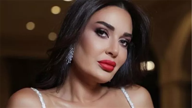مكشوف وسعره خرافي.. فستان سيرين عبد النور في عيد ميلادها يثير ضجة | شاهد